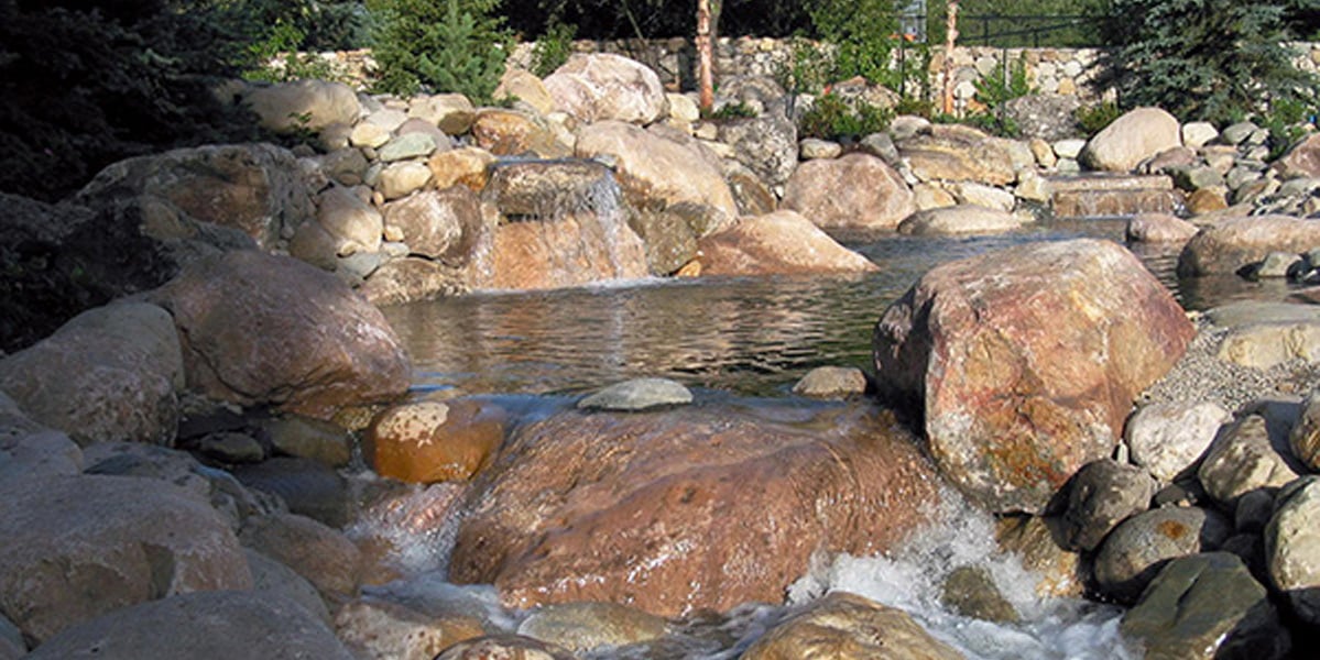Tsurumis-water-feature-pumps_hero banner.jpg